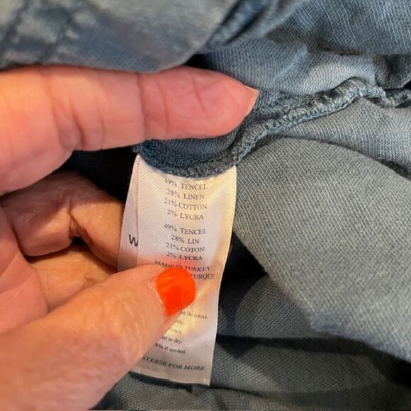 Faherty Arlie Short Romper Tencel Linen Blend Soft Blue Button Front Size Medium - Picture 8 of 14